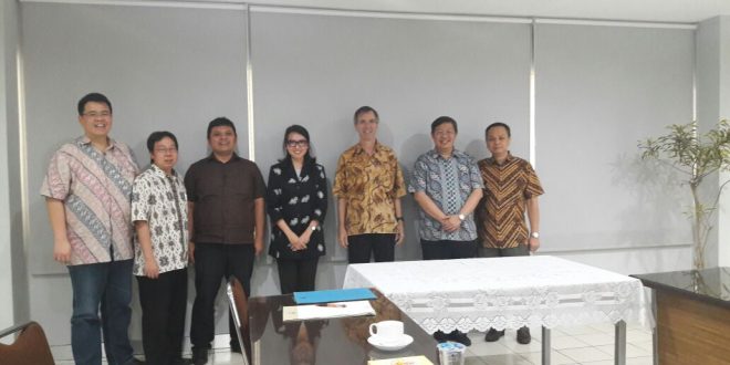 Penandatanganan MoU antara READI dan UNPAR