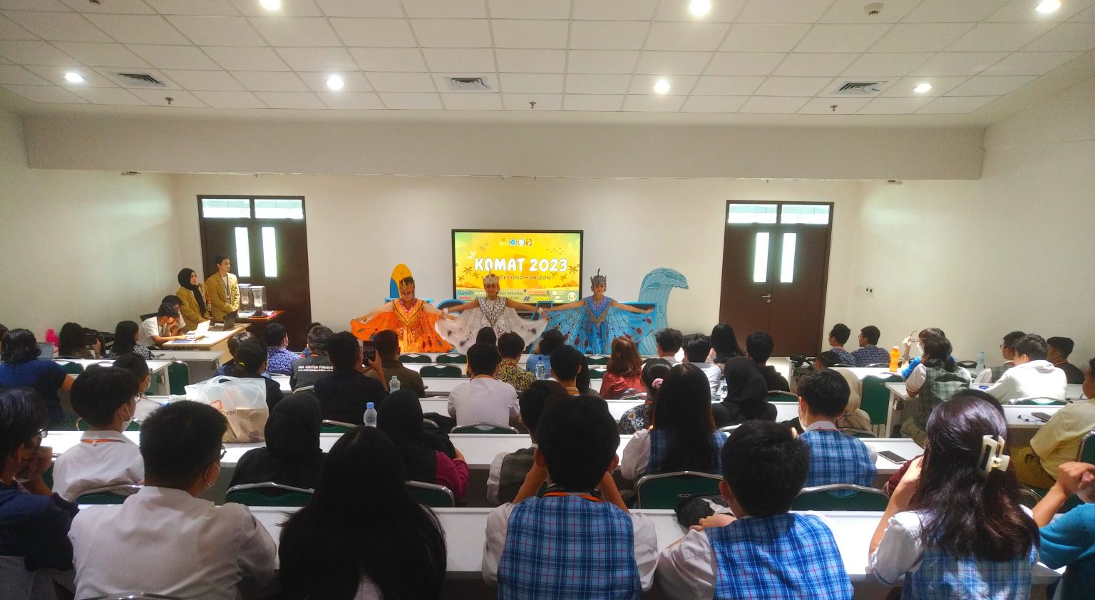 1-pembukaan-1536×842