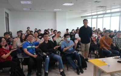 Kuliah Tamu ‘From Data to Strategies’ oleh Alumni Matematika UNPAR